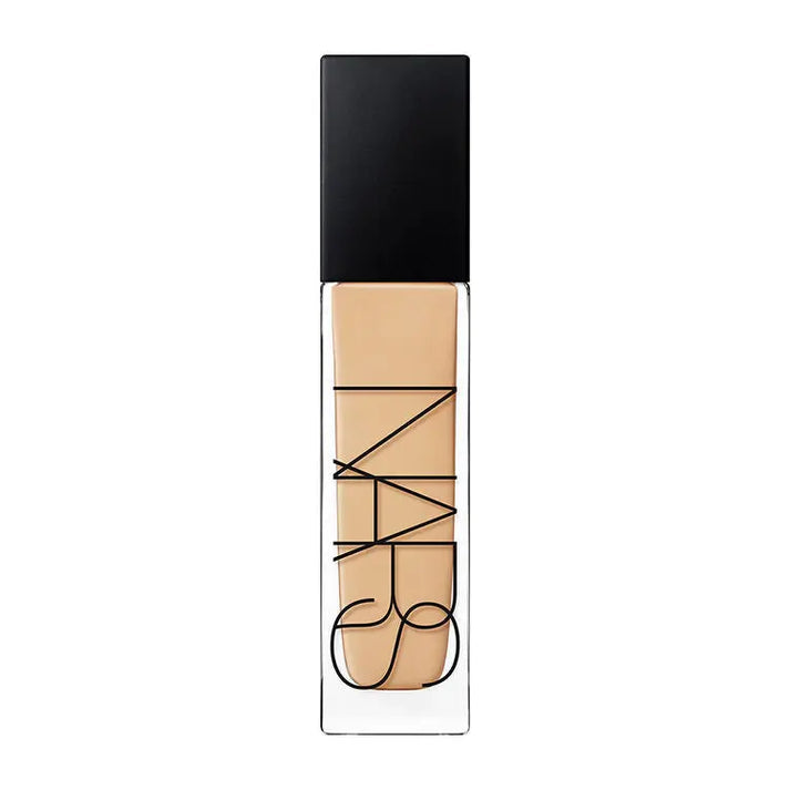 Combo Pack of 2 - Foundation Natural Radiant Longwear (30ml) + Carnival III Eyeshadow Pallet